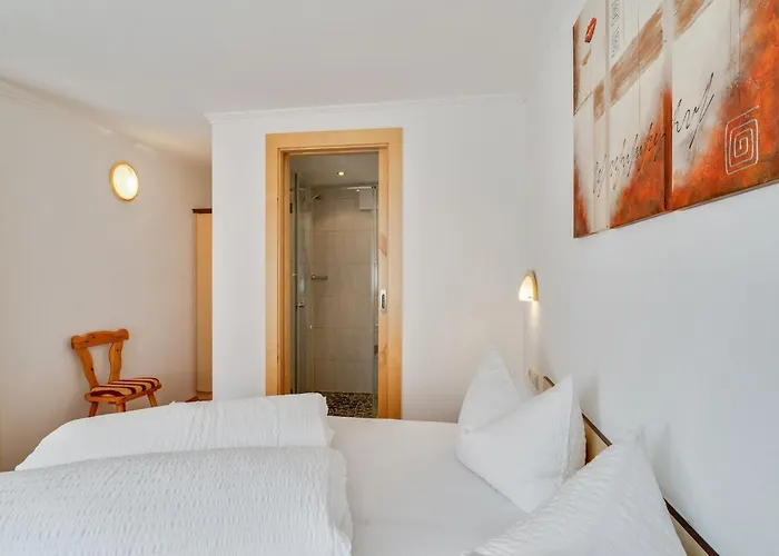 Appartement In Near Lift *